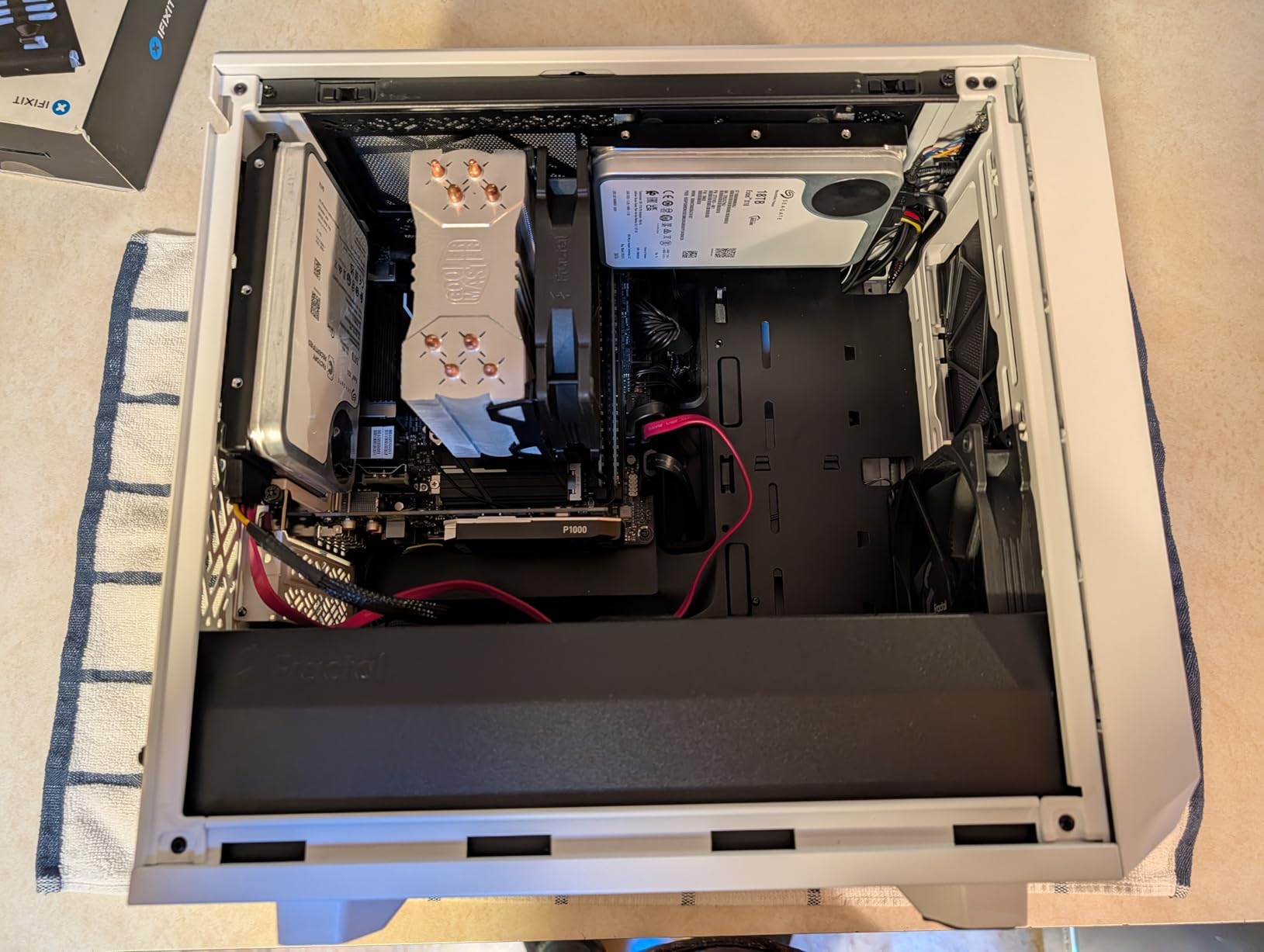 Cooler Master Elite Liquid 240 AIO Liquid CPU Cooler, ARGB White customer photo 1