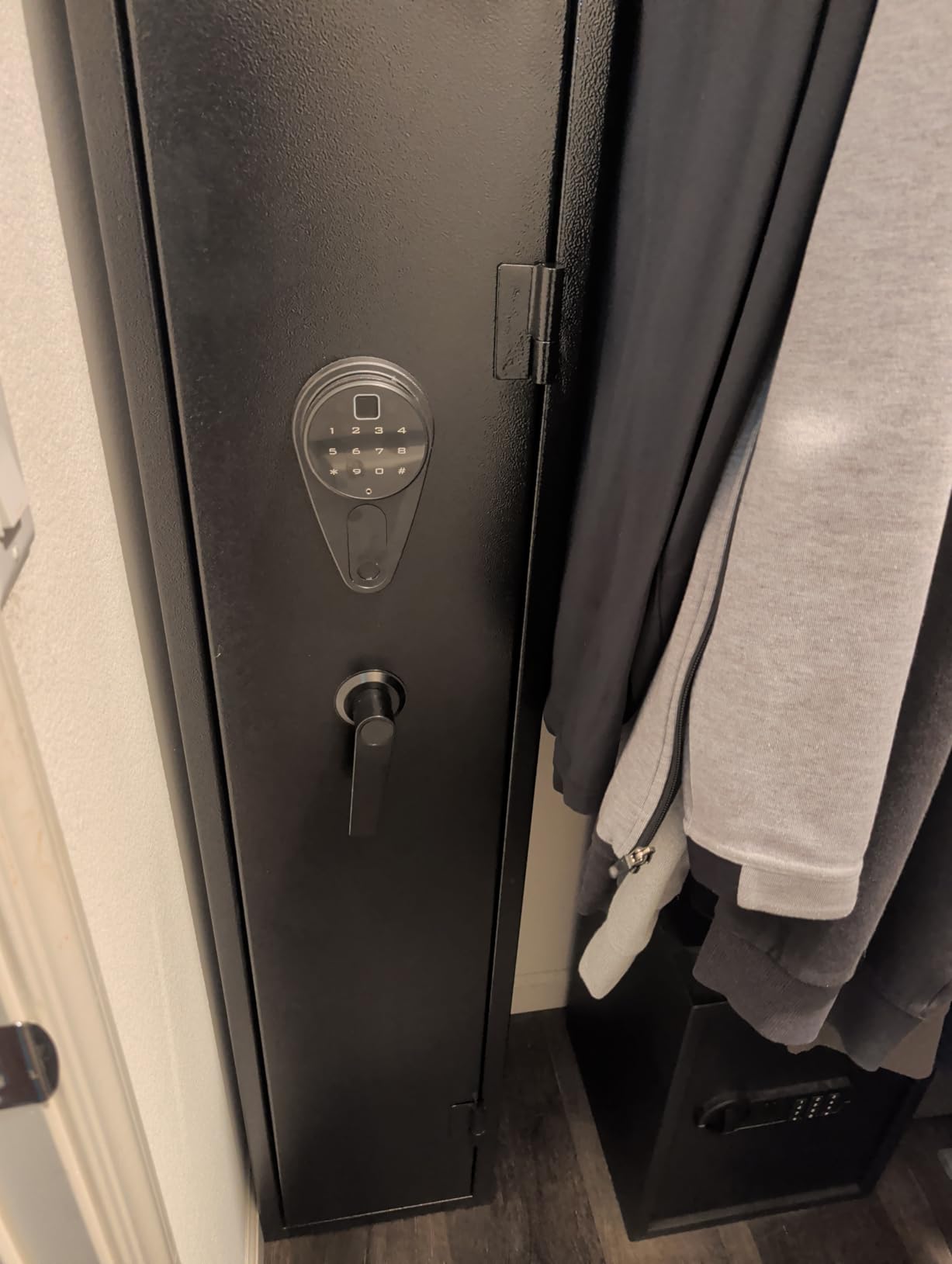 Kaer 4-5 Biometric Gun Safe for Rifles and Pistols,Long Rifle Safe for Home customer photo 2