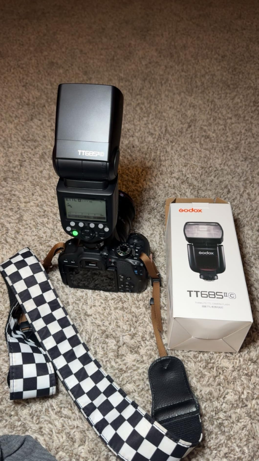 GODOX TT685II-C E-TTL Flash for Canon Speedlight Camera Flash,2.4G Wireless customer photo 2
