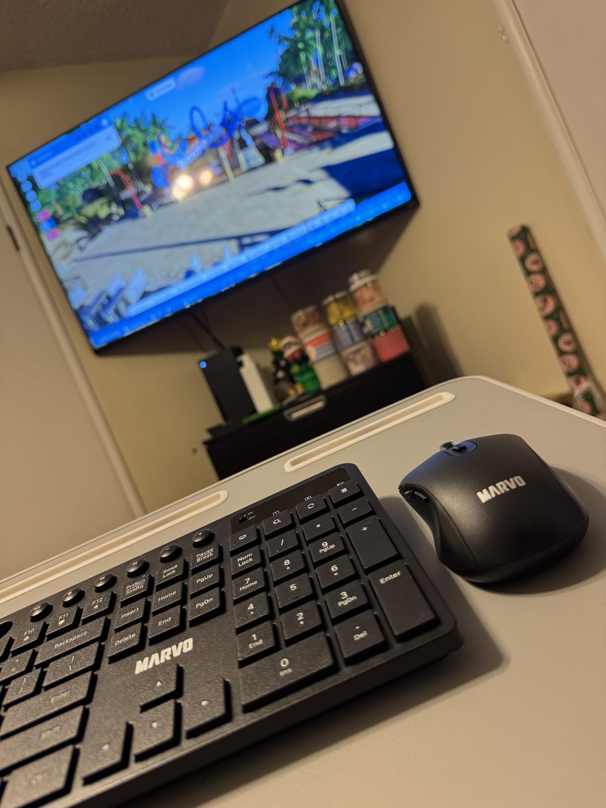 MARVO Wirelss Keyboard and Mouse Combo with Phone Holder, Full-Size, Black customer photo 2