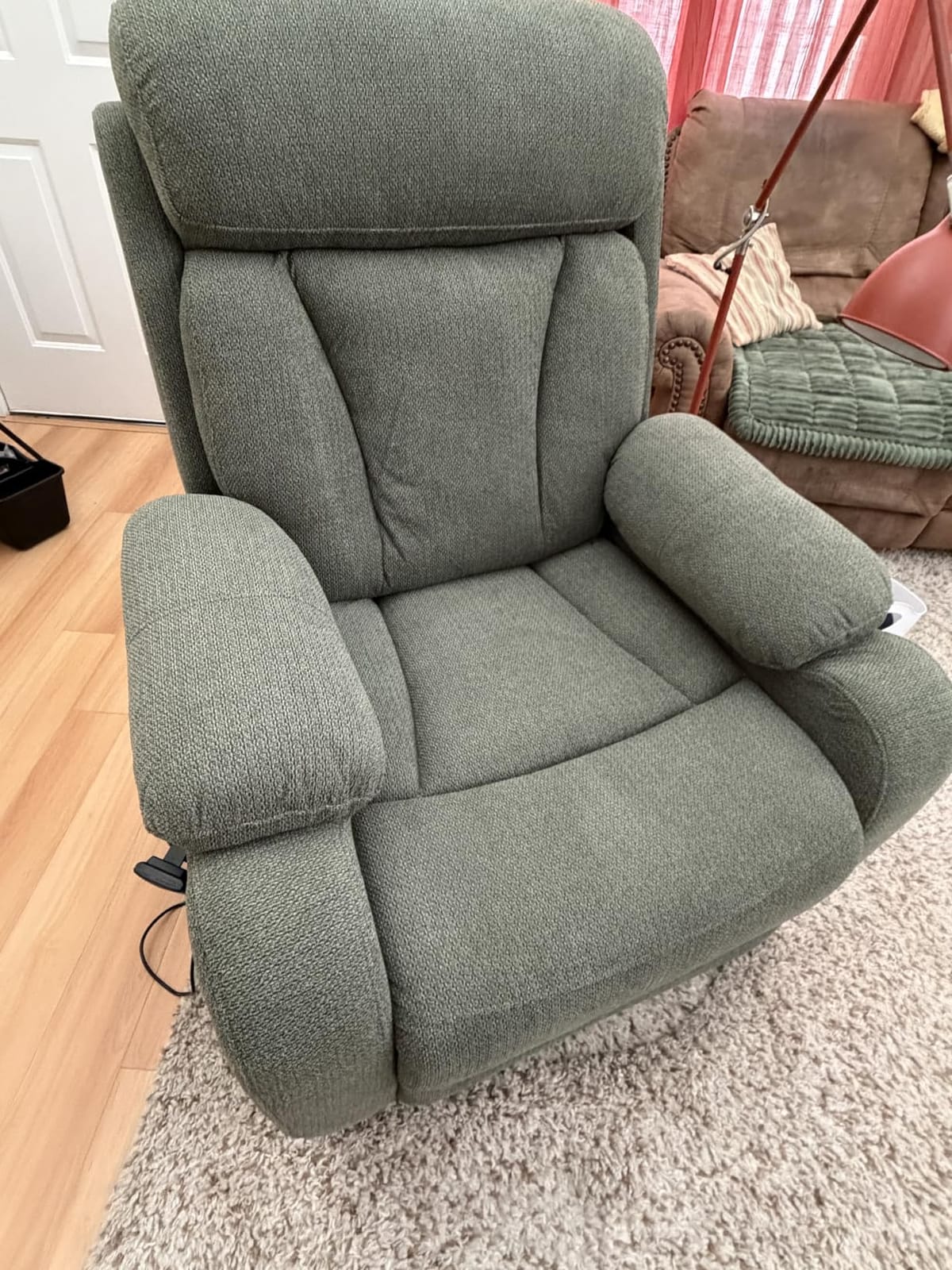 cinkehome Small Power Lift Recliner for Elderly, Lift Chair Recliners, Electric Recliner Chairs for Seniors, Remote Control, Adjustable, Side Pocket (Navy Blue) customer photo 2