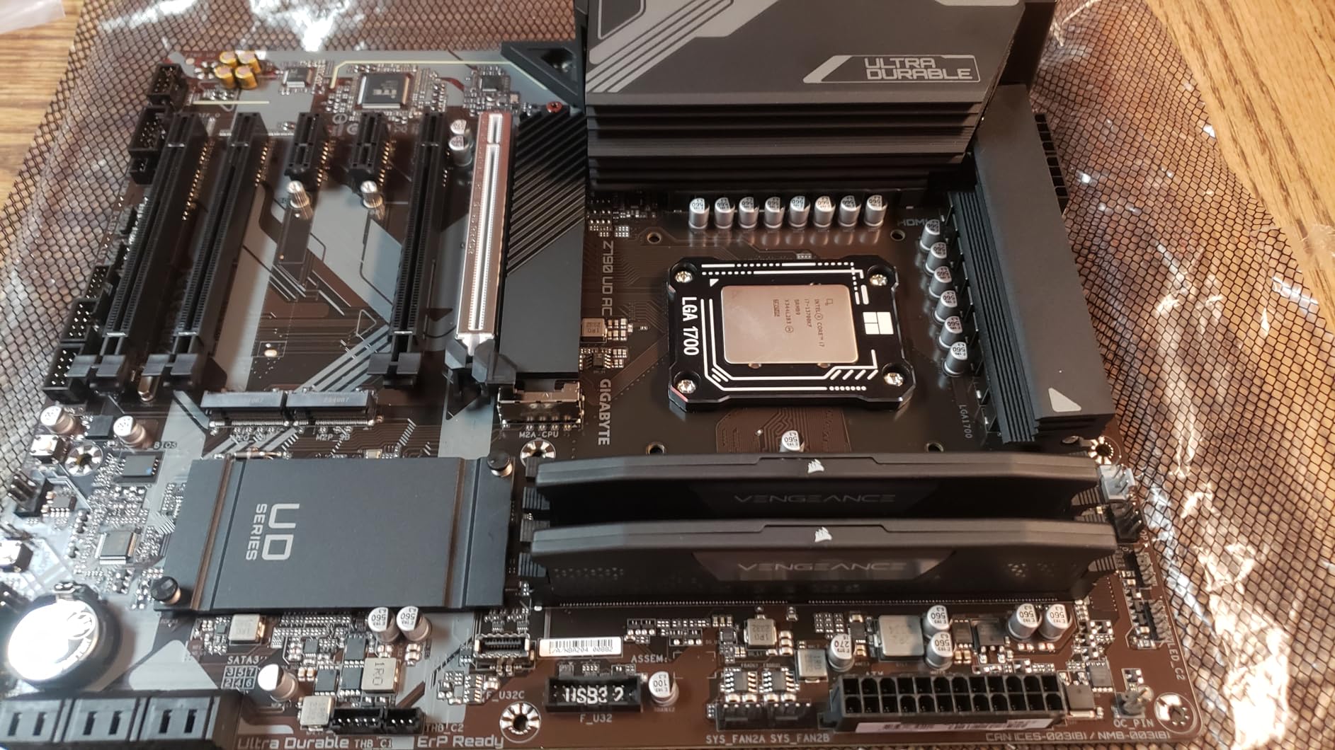 GIGABYTE Z790 UD AC LGA 1700 ATX Motherboard, Support Intel Core 14th/13th/12th Gen, DDR5, 16+1+1 Power Phase, 3X M.2, PCIe 5.0, USB-C 3.2, Dual Band WiFi, 2.5GbE, EZ-Latch, Q-Flash, RGB Fusion customer photo 1