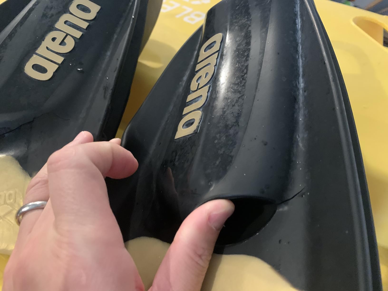 Arena Unisex Adult Powerfin Pro II Swim Training Fins Men and Women Silicone Short Blade Flippers Left-Right Customized, Sizes 4.5-13.5 customer photo 1