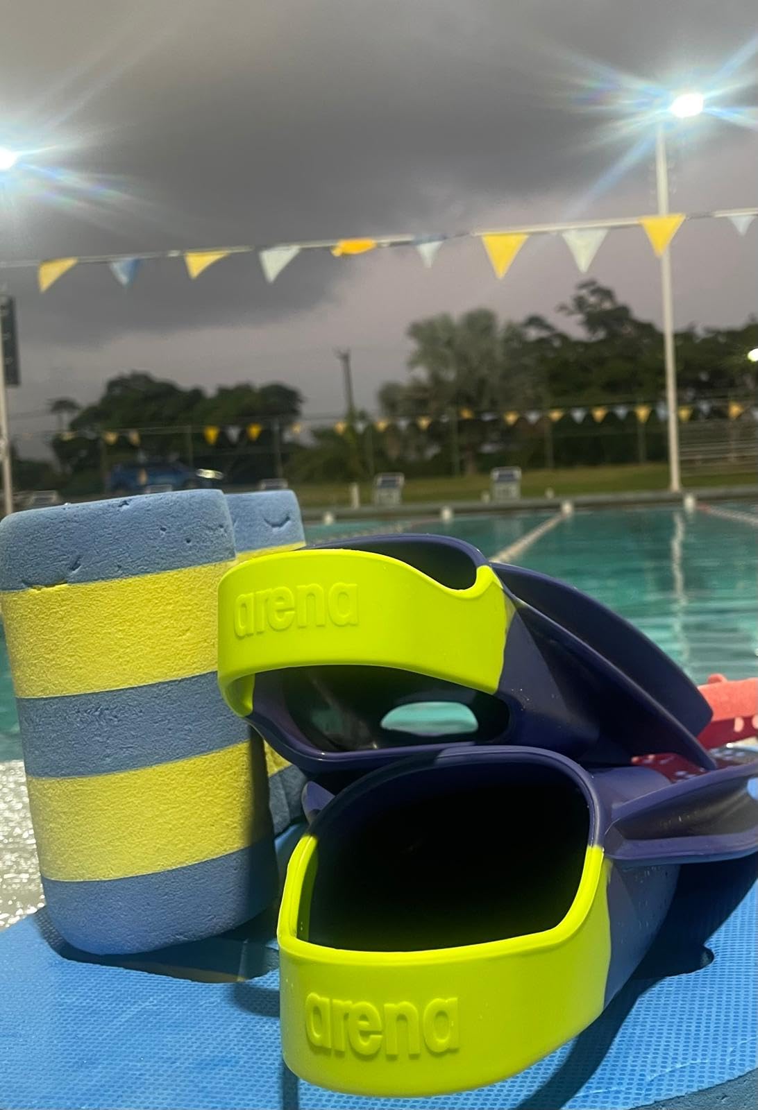 Arena Unisex Adult Powerfin Pro II Swim Training Fins Men and Women Silicone Short Blade Flippers Left-Right Customized, Sizes 4.5-13.5 customer photo 2