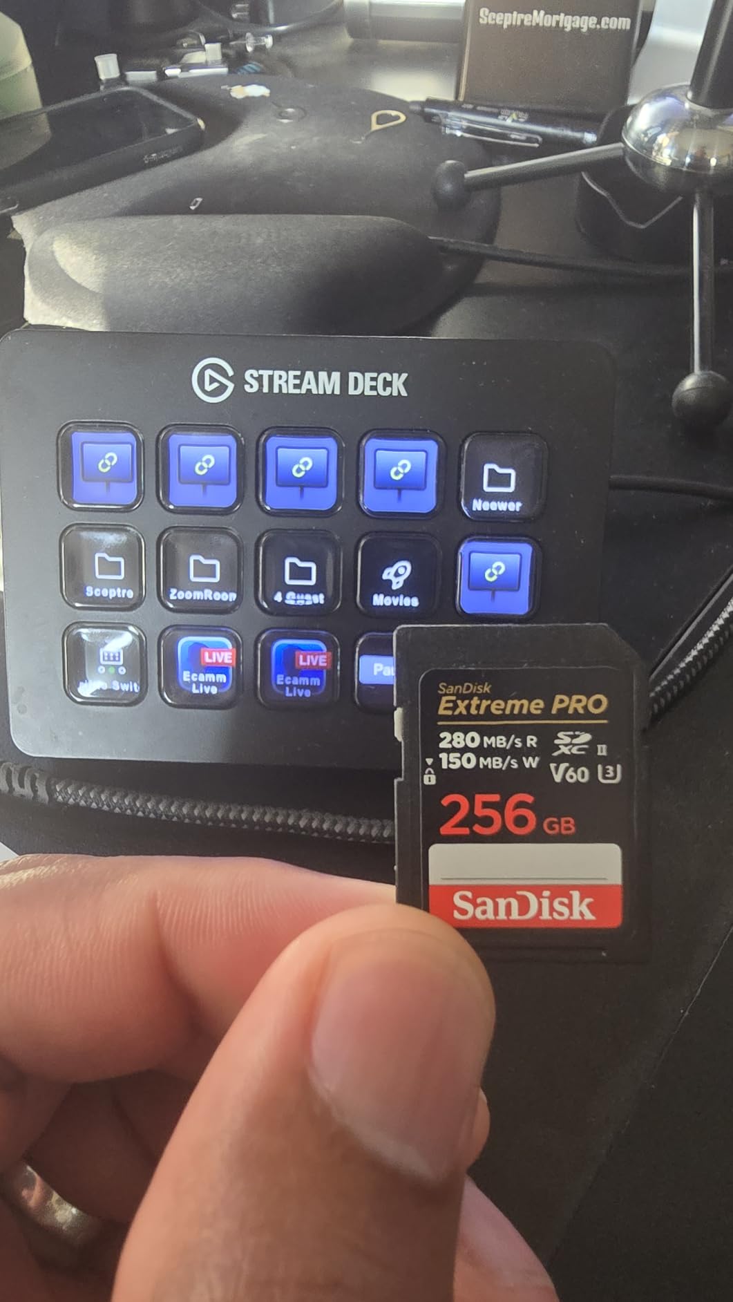 SANDISK 128GB Extreme PRO SD Memory Card, Up to 280MB/s Read Speeds, UHS-II customer photo 1