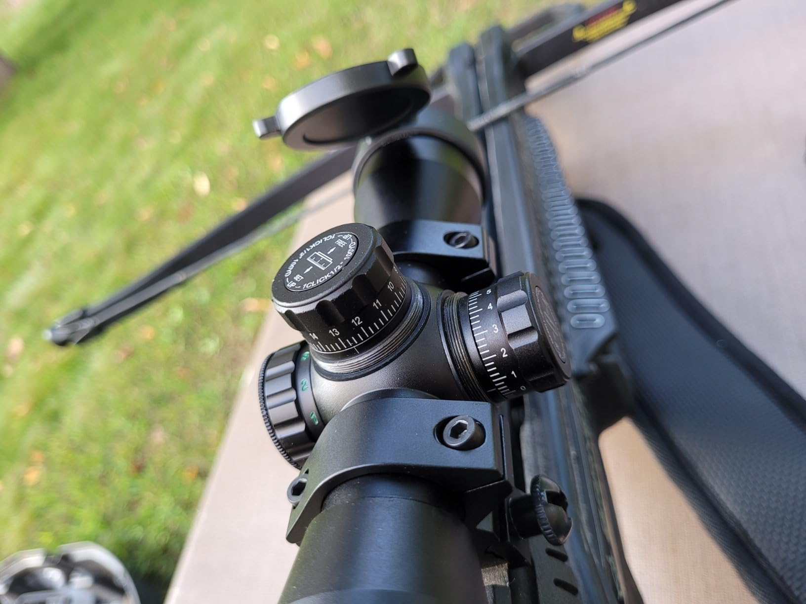 CVLIFE 4x32 Crossbow Scope, Red Green Illuminated Compact Crossbow Scopes for Hunting 20-100 Yards, Circles and Rangefinder Etched Glass Reticle Optic customer photo 1