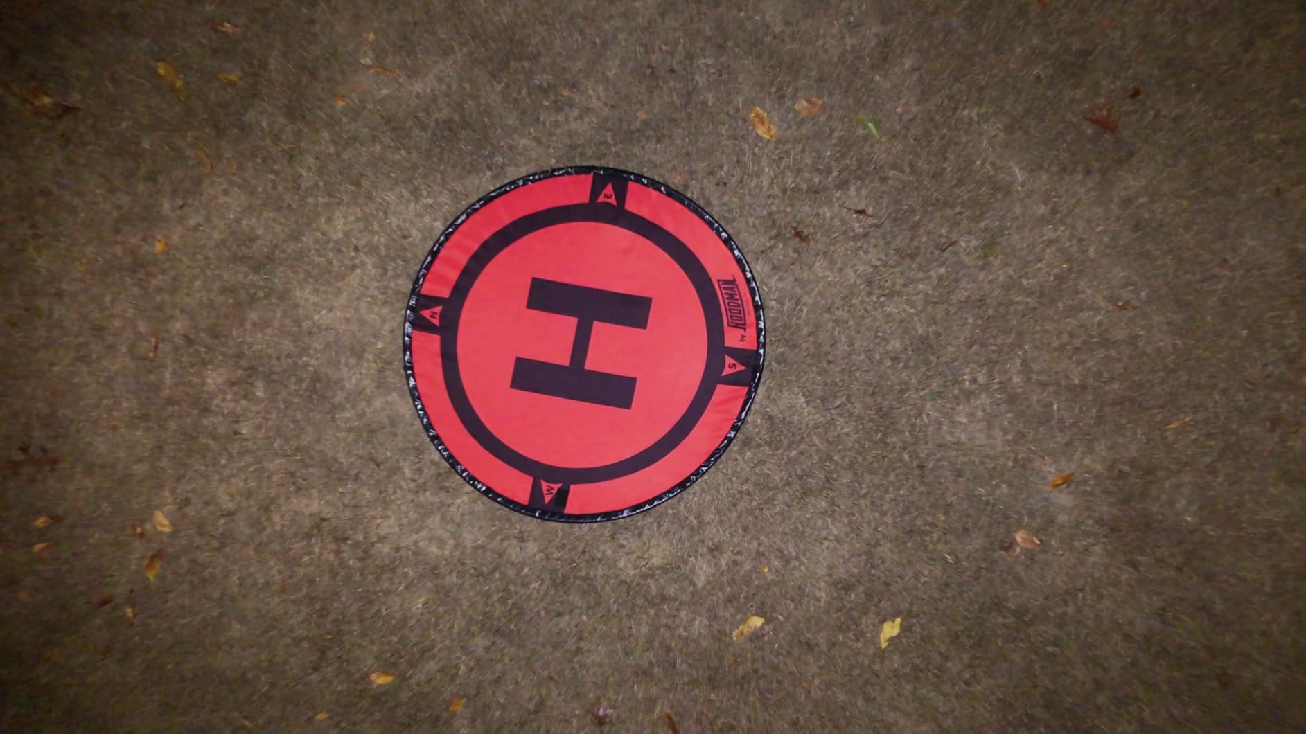 Hoodman Weighted Trifold UAV Drone Landing Pad LP21 - fits Mini 4 Pro, mini 3 pro, mavic and spark - Durable, No Stakes Required, collapses to one sixth of deployed size customer photo 2