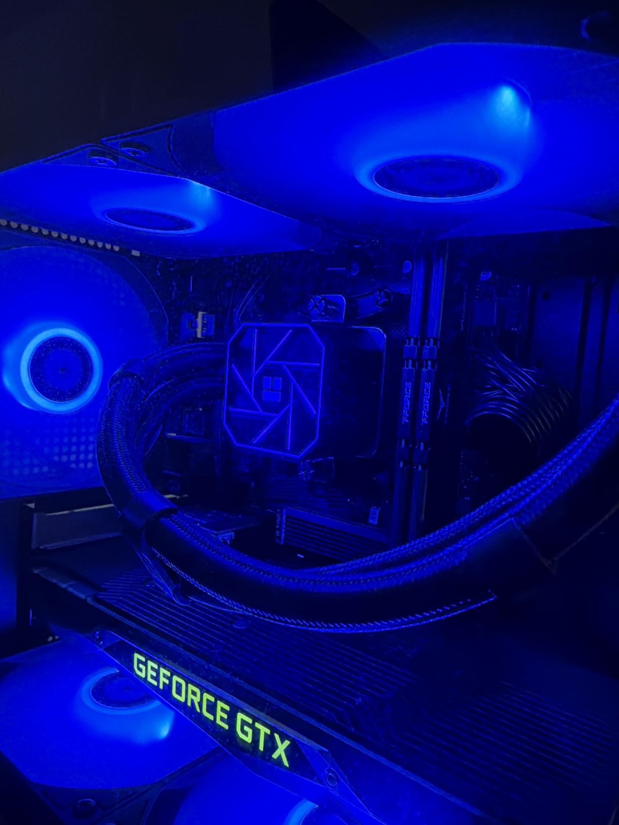 Thermalright Aqua Elite 240 V3 Water Cooling CPU Cooler, Double PWM ARGB Fans with S-FDB Bearings,Efficient PWM Controlled Pump,for AMD/AM4/AM5, Intel LGA1150/1151/1200/1700/1851, (AE240 V3) customer photo 1