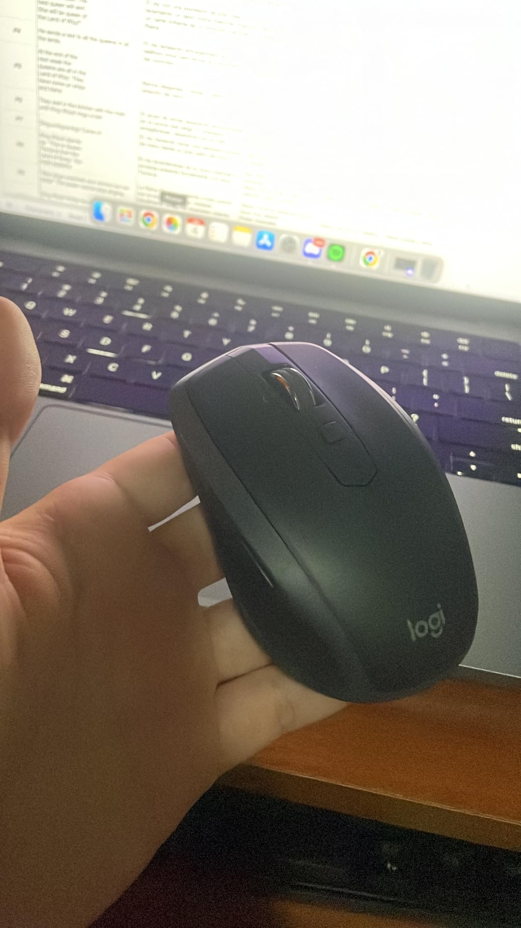 Logitech MX Anywhere 2S Bluetooth Edition Compact Wireless Mouse customer photo 2