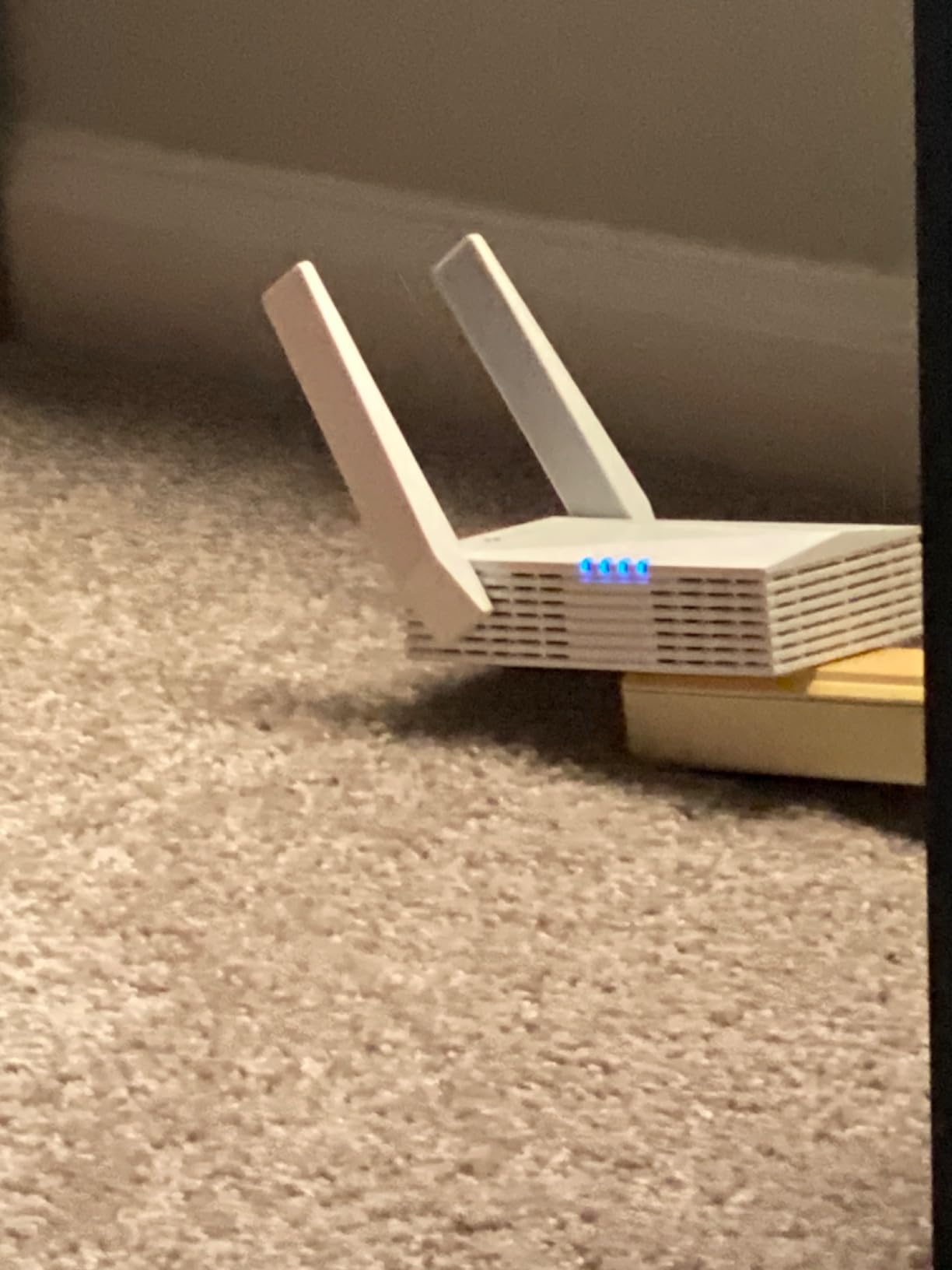 TP-Link RE615X AX1800 WiFi 6 Range Extender w/Ethernet Port customer photo 2