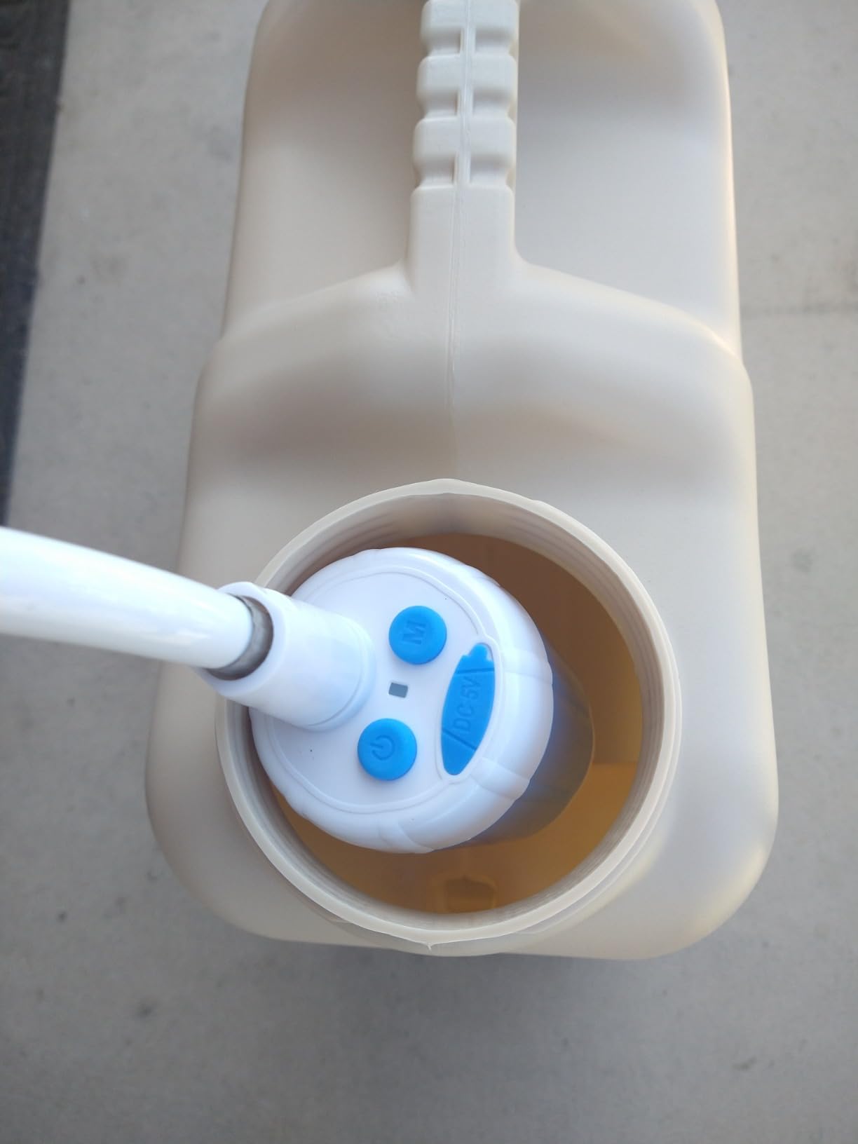 Ann Katy Portable Camping Shower Pump,Rechargeable Electric Outdoor Shower customer photo 2