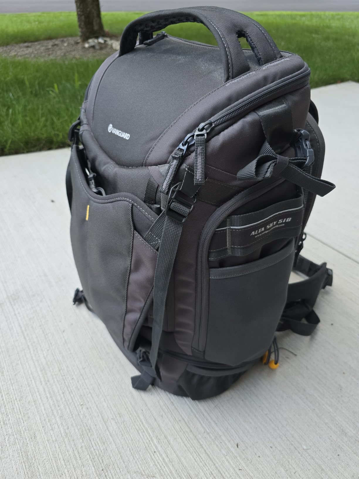 VANGUARD Alta Sky 42 Camera Backpack for DSLR or Mirrorless Camera customer photo 1