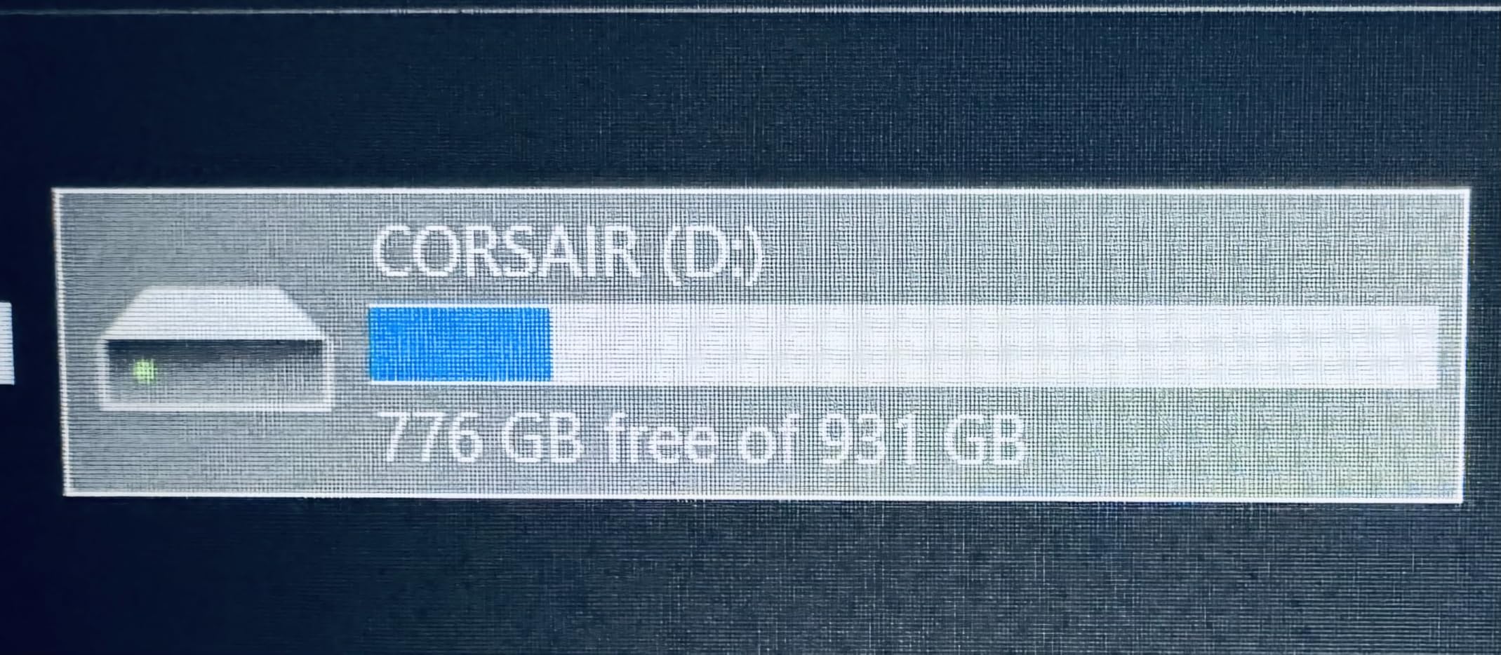 Corsair EX400U 1TB USB4 Portable External Type-C SSD – 3.2 Gen2 2x2 Connections, Up to 40Gbps, Plug and Play, MagSafe, Includes Cable – Windows PC, iOS Mac – Gray customer photo 2