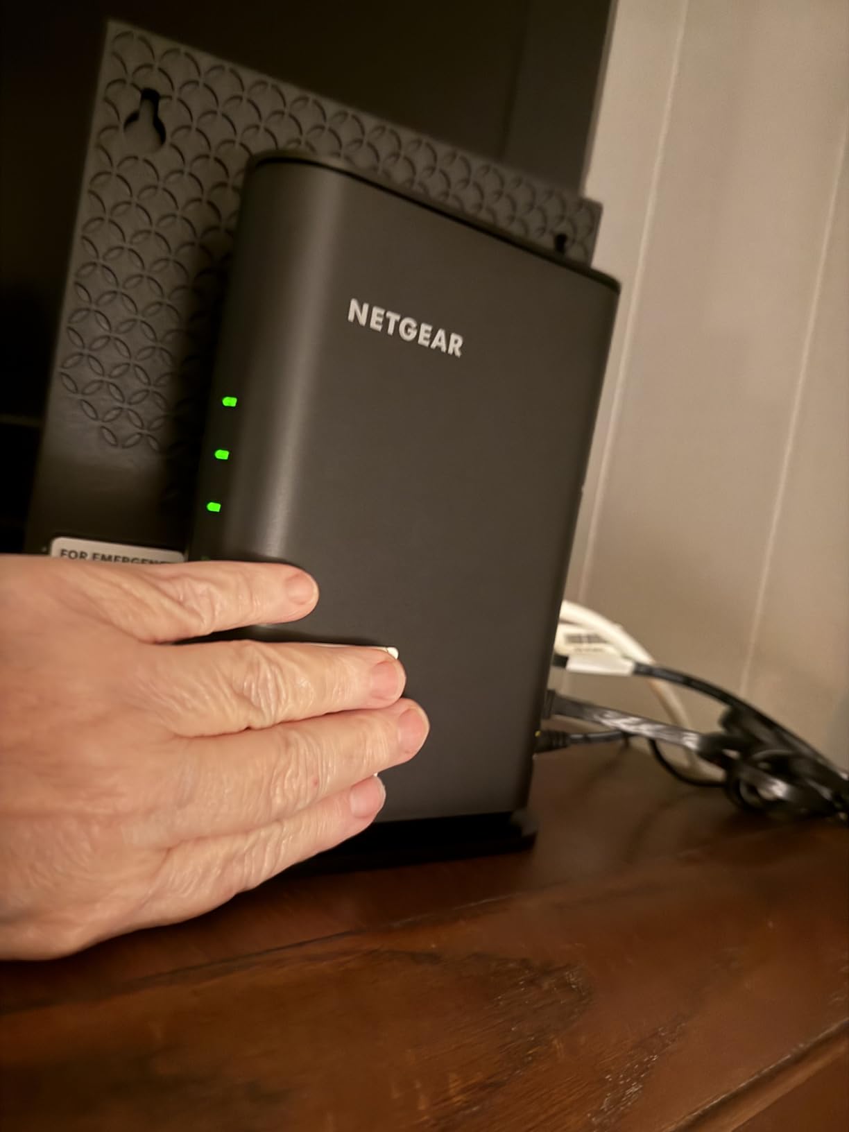 NETGEAR Nighthawk WiFi 6 Router R6700AX, Up to 1,500 sq ft, 1.8 Gbps customer photo 2