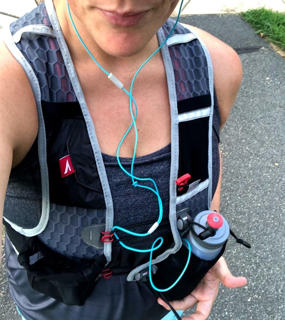 UltrAspire Alpha Unisex Race Vest Hydration Pack - 6 Liter and 9 pockets Running Vest w/Fluid Capacity 2L Reservoir, 2 x 550 mL UltraFlask, and 2 x 500 mL Softflasks (Sold Separately Unless Specified) customer photo 1