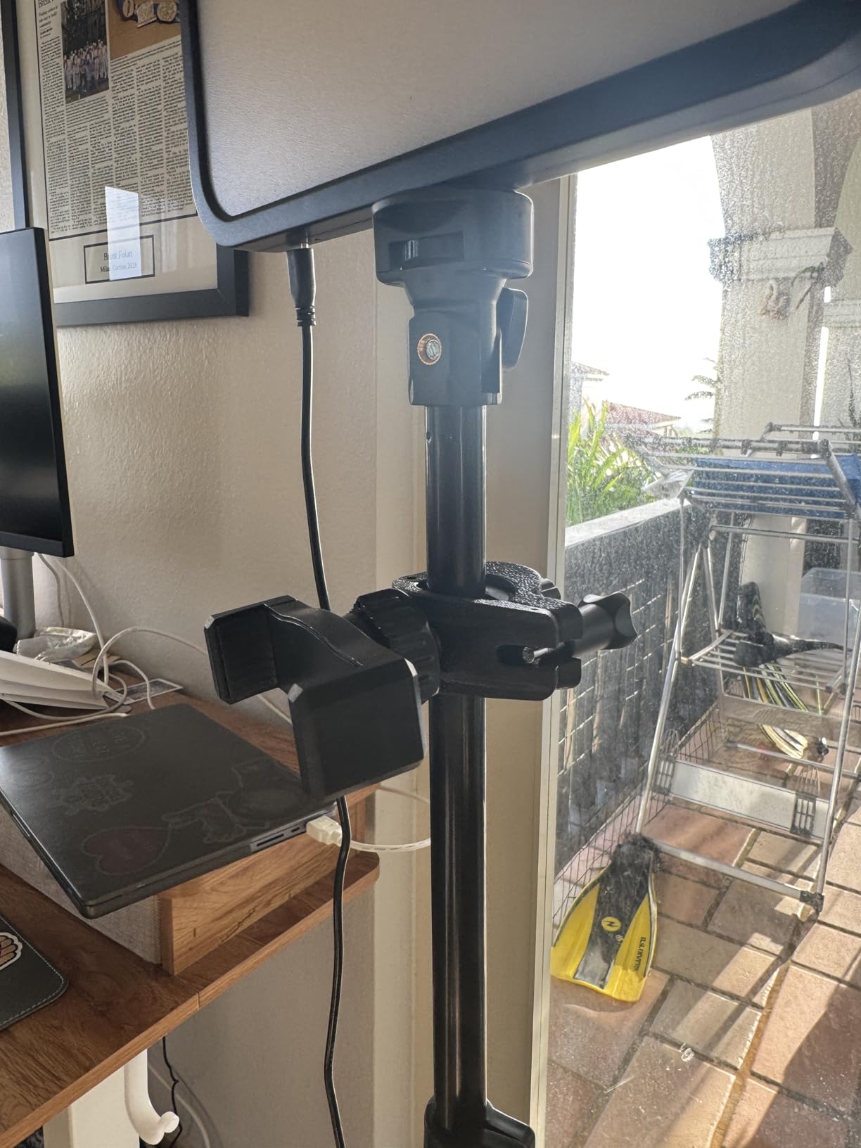 UBeesize 2-Pack LED Video Light Kit with Tripod Stand & Phone Holder customer photo 2