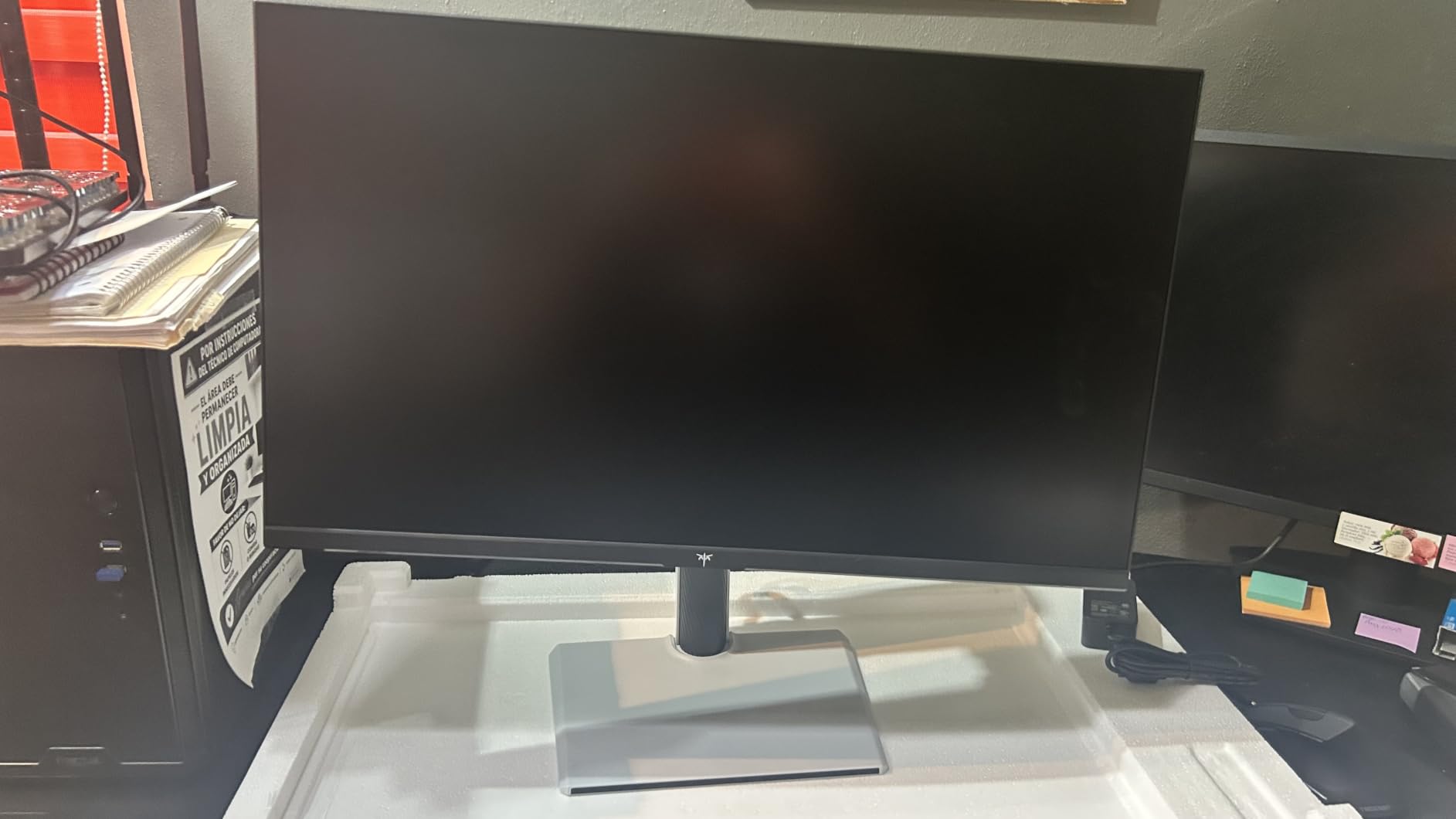 KTC 27 Inch Gaming Monitor 4K, Dual Mode UHD 160Hz & FHD 320Hz, PD 90W Type-C, HDR 400, Fast IPS, 125% sRGB, Adaptive Sync, HDMI 2.1&DP 1.4, Eye Care, Tilt/Swivel/Pivot/Height Adjustment, VESA, H27P6 customer photo 1