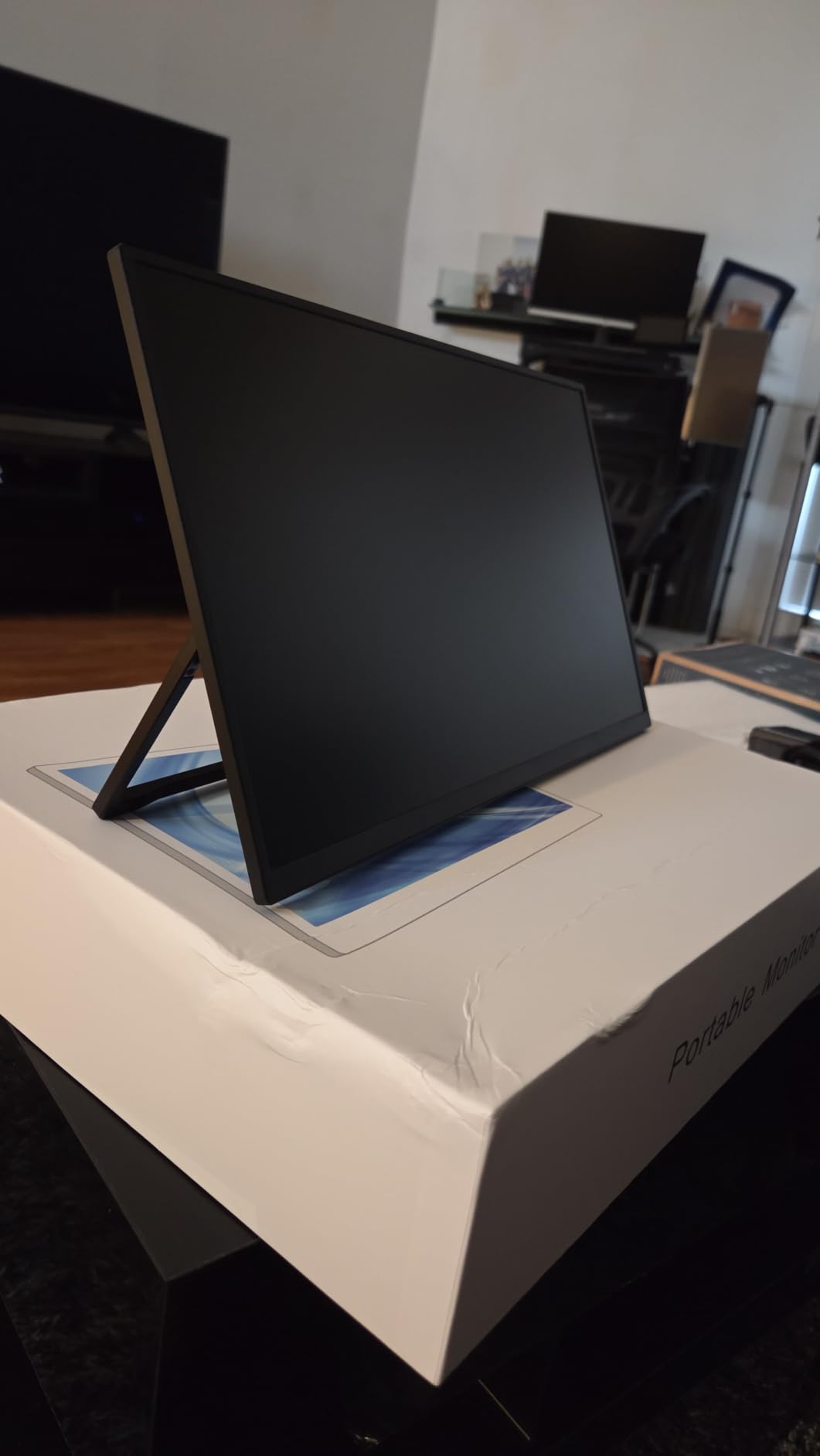 EVICIV Wireless Portable Monitor with 8000mAh Battery, 15.6