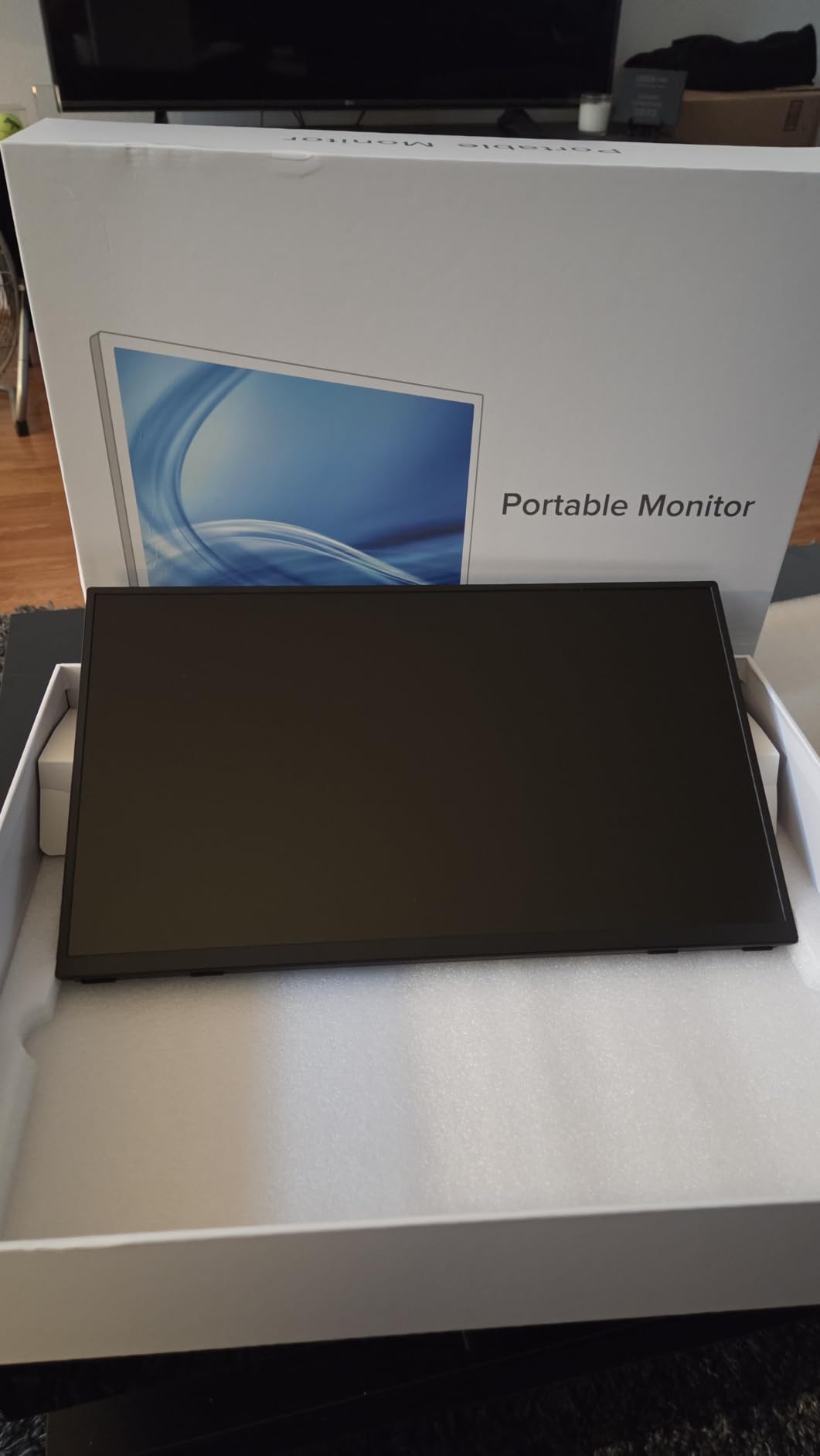 EVICIV Wireless Portable Monitor with 8000mAh Battery, 15.6