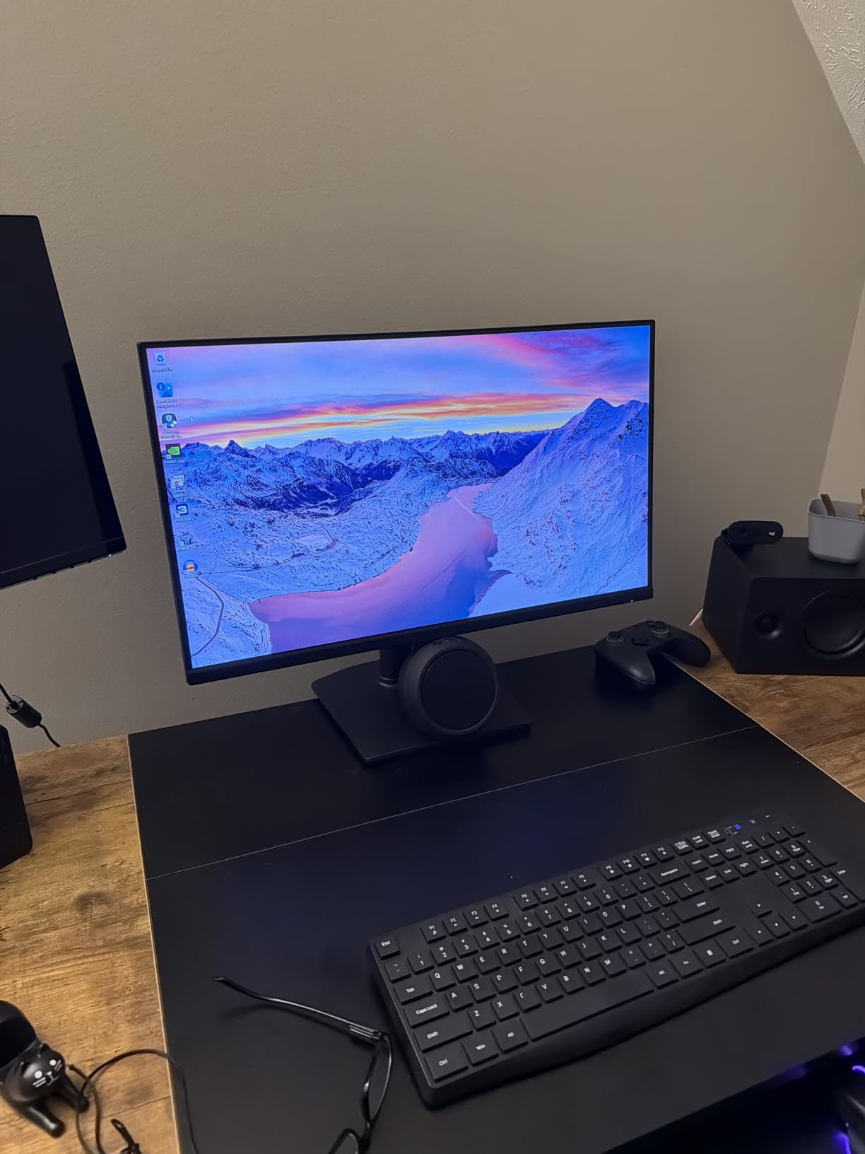 KTC 5K Monitor 27 Inch, 5K2K Dual Mode with 65W Type-C Port customer photo 1
