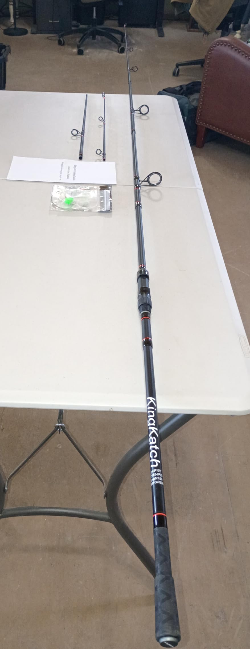 Surf Fishing Rod 9'/10'/11'/12', Carbon Fiber Graphite Spinning Rod 3-Piece Travel Rod with 2 Tips, Includes Pompano Rig & High-Strength Wire Leaders for Saltwater Beach Surf Casting customer photo 2