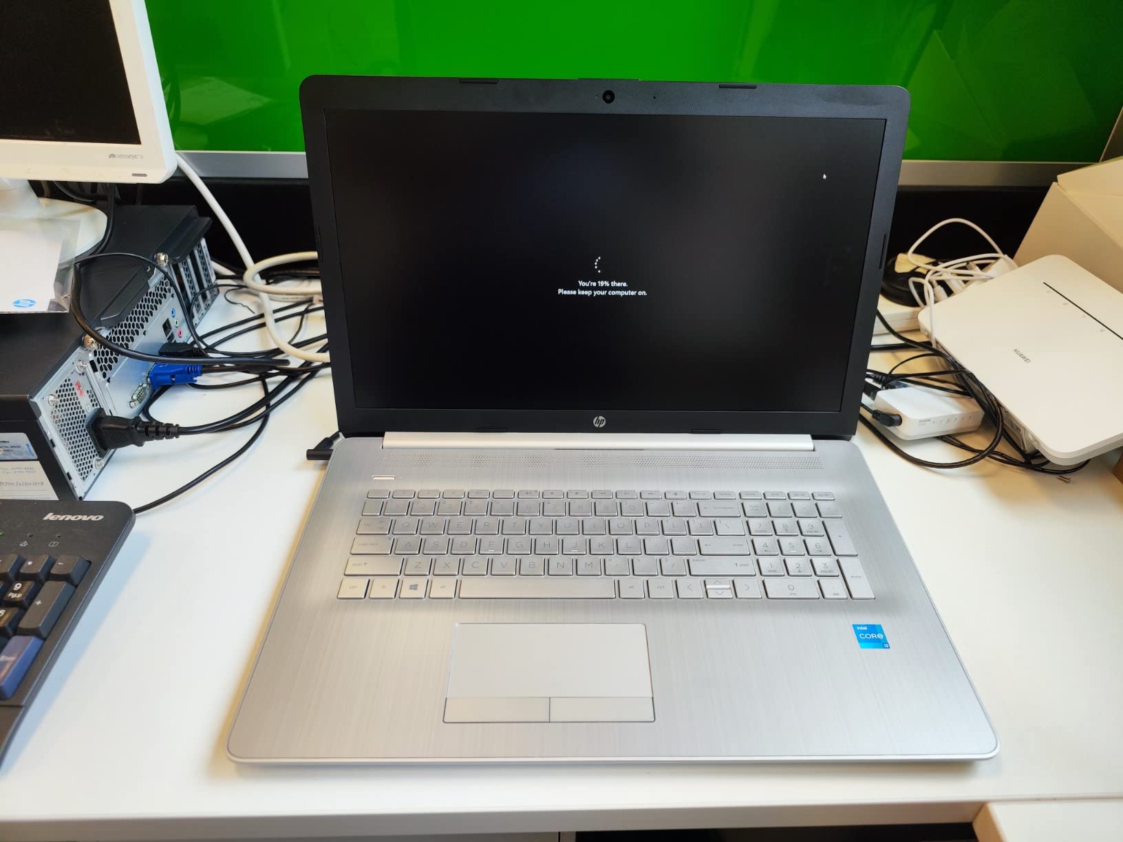 HP 17 Laptop, 17.3
