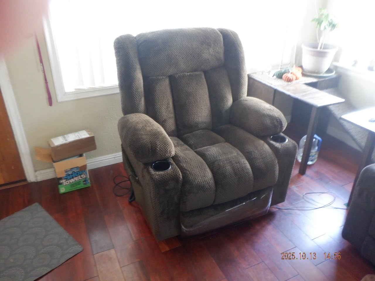 Triple Motor Large-Wide Lift Chair, Infinite Position, 180° Lay Flat, Power Lift Chairs Recliners for Elderly Big and Tall, Massage & Heat, Extended Footrest (Dark Brown, Large Wide) customer photo 2