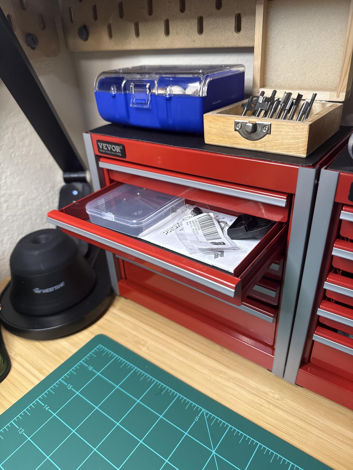 VEVOR Steel Tool Box 24