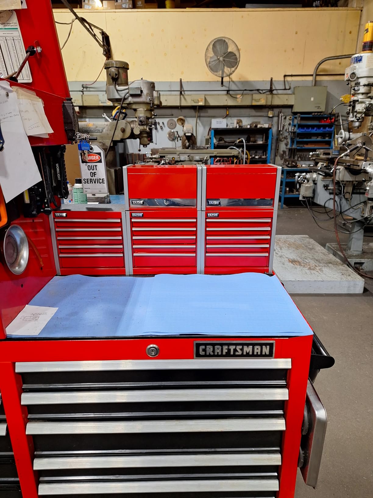 VEVOR Steel Tool Box 24